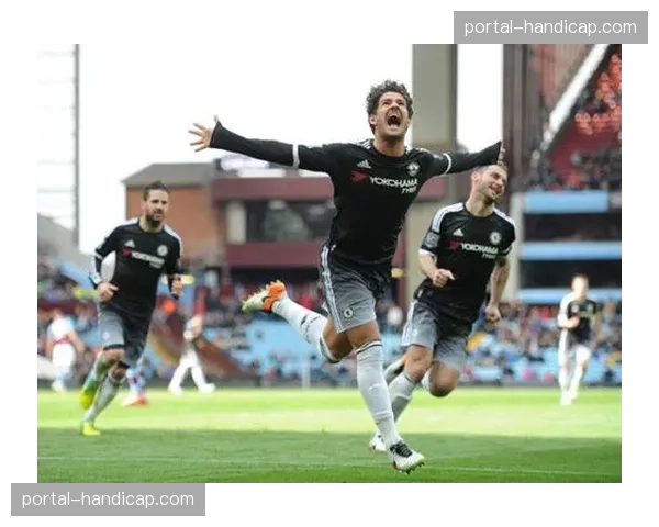 特写:一位非洲小球迷通过YouTube观看英超精彩集锦,他的数据被计入联盟新市场报告 特写:一位非洲小球迷通过YouTube观看英超精彩集锦,他的数据被计入联盟新市场报告